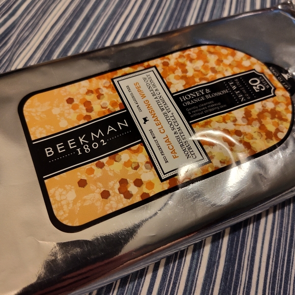 NEW!! BEEKMAN 1802 Honey and Orange Blossom Makeup Remover Wipes (30ct) - Picture 6 of 9